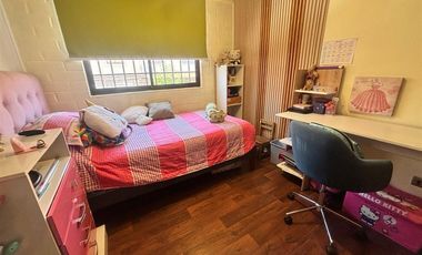 Casa en Venta en Portal del Valle