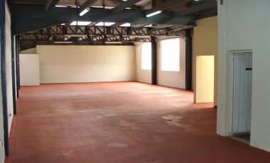 Edificio Comercial en Atuntaqui