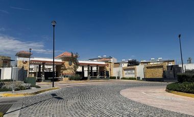 SE VENDE CASA EN VILLAS SAN FERNANDO