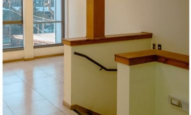 100 UF Local  246m2    4  Poniente, sector costa