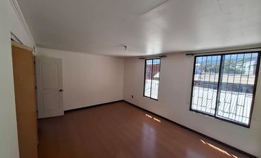 MARAVILLOSA CASA EN VILLA LA REINA