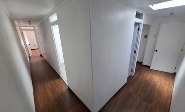 MARAVILLOSA CASA EN VILLA LA REINA