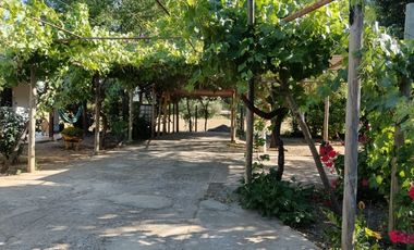 A LOS PIES DE RUTA L-710, A 20 MIN DEL CENTRO DE SANTA CRUZ