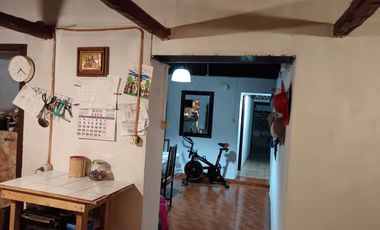 A LOS PIES DE RUTA L-710, A 20 MIN DEL CENTRO DE SANTA CRUZ