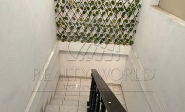 Edificio Mixto en Venta en Electricistas Locales