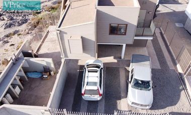 ARRIENDA ACOGEDOR DEPTO. 1 DORM. CON TERRAZA Y VISTA A LA BAHÍA DE CALDERA