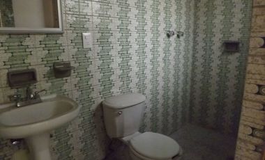 Edificio en venta con local comercial, Colonia Providencia