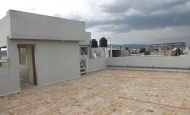 Edificio en venta con local comercial, Colonia Providencia