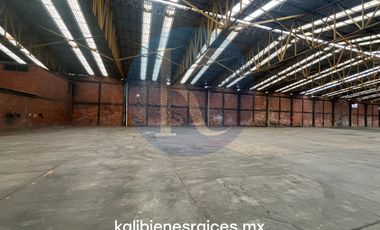 Bodega en Venta Fcc. Industrial La Presa, Tlalnepantla.