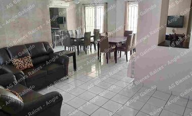 CASA EN RENTA AMUEBLADA  EN ESCOBEDO