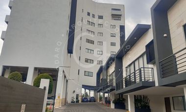 Amplio departamento en ALPINIA Lomas Verdes