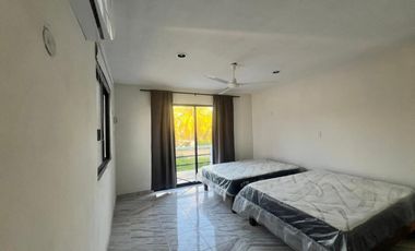 CASA EN VENTA MERIDA, PLAYA CHICXULUB, 2DA FILA, ENTREGA INMEDIATA