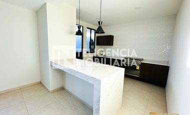 CASA EN VENTA -  EN SAN LUIS HUEXOTLA