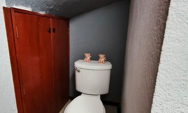 Casa en venta en Héroes Tecamac, Bosques sup.52.50 m2 3 pisos. ( SE ACEPTA INFONAVIT )