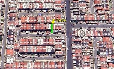 Casa en venta en Héroes Tecamac, Bosques sup.52.50 m2 3 pisos. ( SE ACEPTA INFONAVIT )