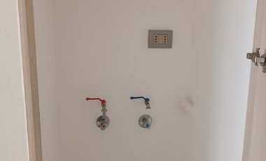 Canal Kirke 370 (1 Est ) [1677-1]