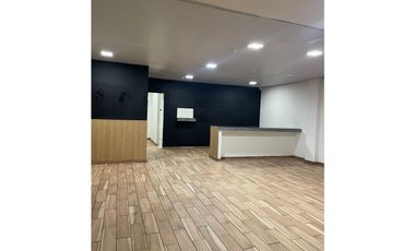 CONDADO DEL REY / PLAZA CECILIA / DIVISIONES / 92M / SOBRE VIA / VACIO