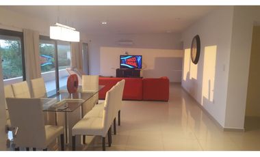 ALQUILER TEMPORARIO CASA EN CAUSANA