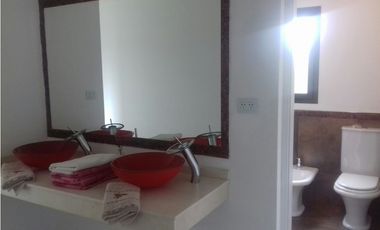 ALQUILER TEMPORARIO CASA EN CAUSANA