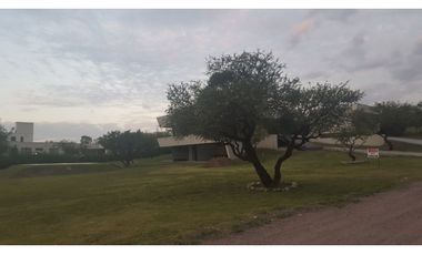 ALQUILER TEMPORARIO CASA EN CAUSANA