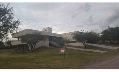 ALQUILER TEMPORARIO CASA EN CAUSANA