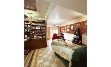 VENTA PH 3 AMB. BALCON AL FRENTE Y CONT. APTO CREDITO. PARQUE LURO