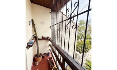 VENTA PH 3 AMB. BALCON AL FRENTE Y CONT. APTO CREDITO. PARQUE LURO
