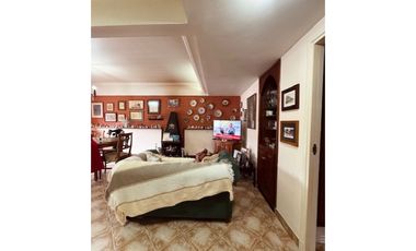 VENTA PH 3 AMB. BALCON AL FRENTE Y CONT. APTO CREDITO. PARQUE LURO