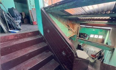 VENTA PH 4 AMB C COCHERA. AV. CASTAÑARES 1700. PARQUE CHACABUCO. CABA