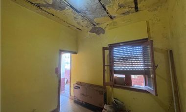 VENTA PH 4 AMB C COCHERA. AV. CASTAÑARES 1700. PARQUE CHACABUCO. CABA