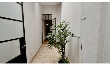 Venta de casa en calle Bavio