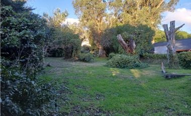 Terreno en Sierra de los Padres 901 m² totales. Cel. 223 542----