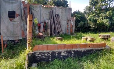 Terreno en Sierra de los Padres 901 m² totales. Cel. 223 542----