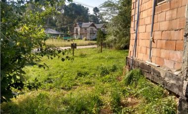 Terreno en Sierra de los Padres 901 m² totales. Cel. 223 542----