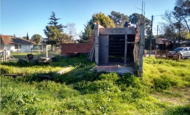 Terreno en Sierra de los Padres 901 m² totales. Cel. 223 542----