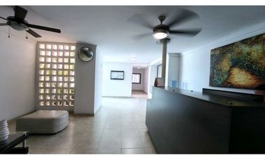 Apartamento en zona central de Santa Marta - 005