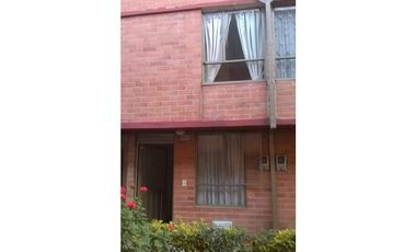 GIA 290. Casa en venta-Mosquera-Virreyes