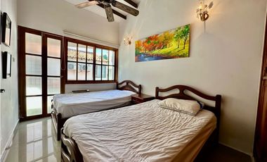 Arriendo casa amoblada cerca al mar