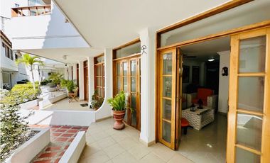 Arriendo casa amoblada cerca al mar