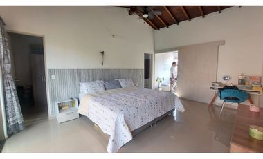 Casa en Venta en Unidad Cerrada en Envigado Sector Antillas