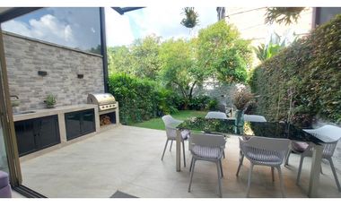 Casa en Venta en Unidad Cerrada en Envigado Sector Antillas