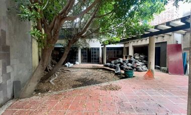 Local en Renta, Las Arboledas, 316m2