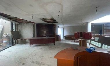 Local en Renta, Las Arboledas, 316m2