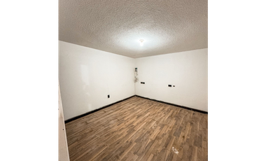 SE ARRIENDA ESPECTACULAR CASA COMERCIAL EN CABECERA