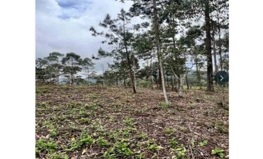 Venta de lote en el retiro