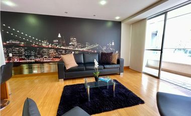 Apartaestudio en el San Fernando Plaza para la renta amoblada, piso 4