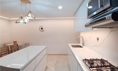 Apartamento moderno para la renta amoblada en Envigado con terraza