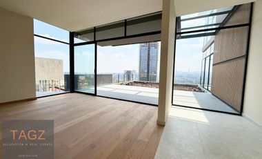 Venta moderna casa Incanto Bosque Real 4 recamaras mas estudio