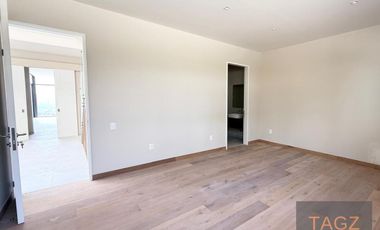 Venta moderna casa Incanto Bosque Real 4 recamaras mas estudio