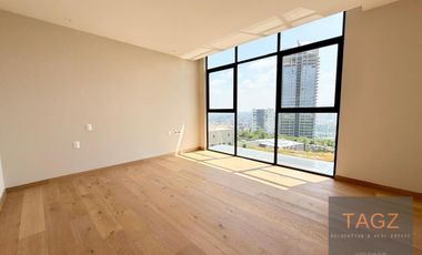 Venta moderna casa Incanto Bosque Real 4 recamaras mas estudio